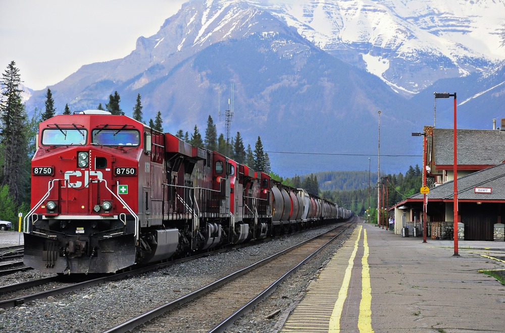 transcontinental railroad trip canada