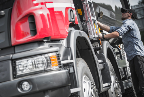 Trucking equipment and wage costs climbed again in 2022, ATRI says